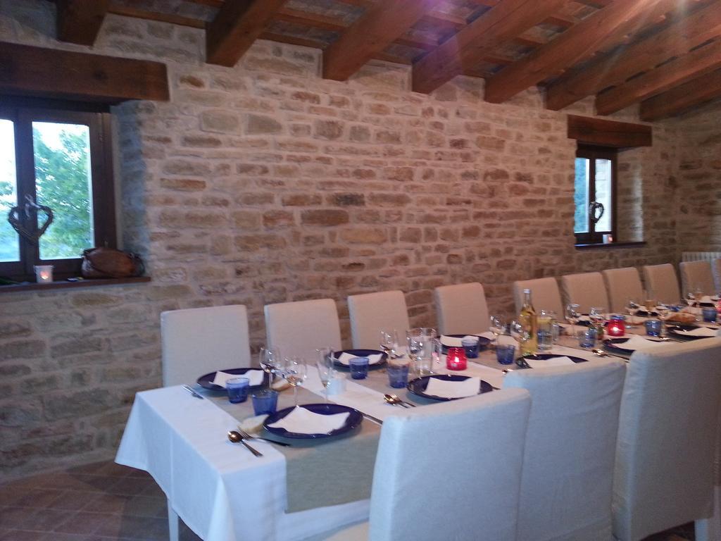 Amico Country House Serra San Quirico Экстерьер фото